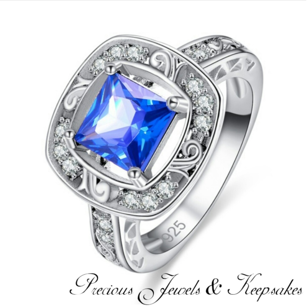 Princess Cut Tanzanite Gemstone Elegant Party Ring